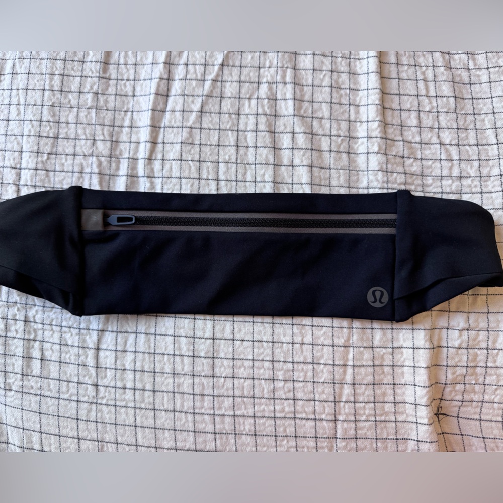 Lululemon Black Running Belt